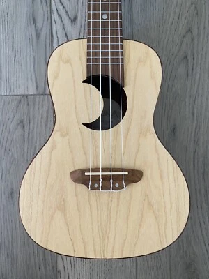 Luna Exotic Olive Ukulele Concert Exotic Series Olive Ash UKE EX OA with Gig Bag - Image 1 of 4