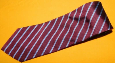 J. CORBATA A RAYAS ROJA/AZUL/BLANCA HECHA EN ITALIA - CORBATA AL CUELLO - CORBATA DE DISEÑADOR. Foto 1 de 3