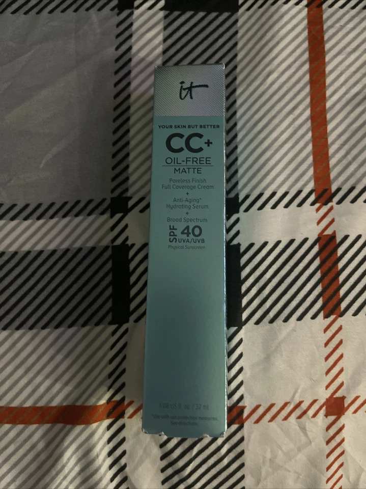 IT Cosmetics Your Skin but Better CC Oil-Free Matte Cream SPF 40, Light Medium - Image 1 of 1