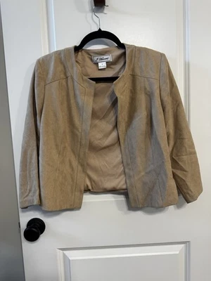 Jessica Howard 无领短外套。 人造麂皮绒 3/4 袖 10 码 — 第 1/4 张图片