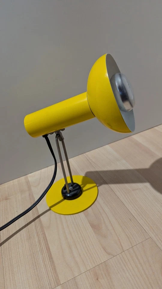Lampe Schreibtisch DDR Vintage Nostalgie gelb 40W klein alt - Bild 1 von 4