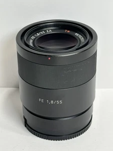 Lente Sony Sonnar T* FE 55 mm f/1,8 ZA SEL55F18Z - Imagen 1 de 6