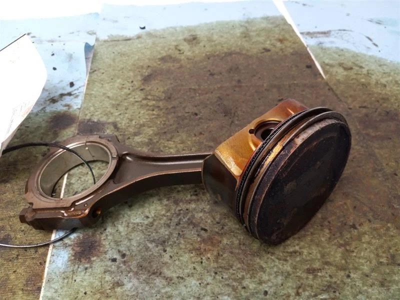 Lincoln MKS 2016 pistón 62035 Foto 1 de 4