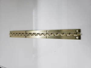 2 Stück messingbeschichtetes Scharnier 8 Zoll lang x 0,75 Zoll breit mit Löchern - Bild 1 von 3