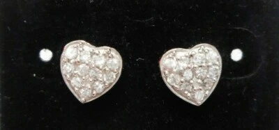 NUEVO Pendientes de corazón de cristal pequeños estilo pavé Foto 1 de 2