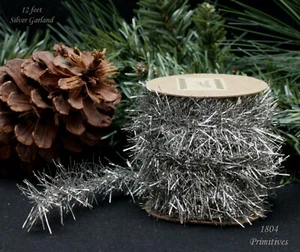 Guirnalda de oropel plateado de 12 pies ~ Navidad estilo vintage ~ árboles de plumas - Imagen 1 de 2