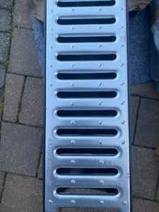 Galvanised Steel Slotted Grate 1m - Picture 1 of 2