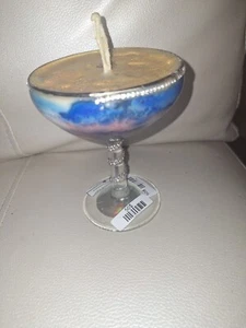 Candles A lucky charm blue and pink tropical fragrance Burberryher and tropical - Picture 1 of 3