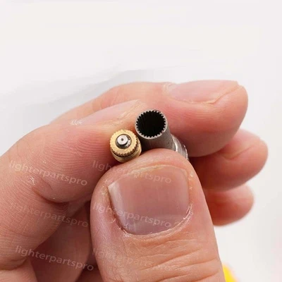 Strumento vite valvola gas installazione o rimozione per accendino S.T Dupont L1 BR - Immagine 1 di 3