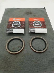 2× National Federal-Mogul Oil Seal 493637 - Picture 1 of 2