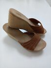 Ladies UGG Australia Summer Wedge Sandals / Shoes Size 6