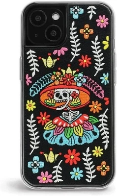 Capa telefone ZERO GRAVITY El Cielo para iPhone 13 - Design bordado - Imagem 1 de 4