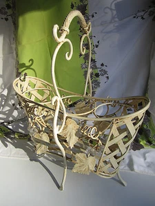 Decorative Metal Stand Wine / Magazine Holder Grape Vines Clear Grapes - Picture 1 of 12