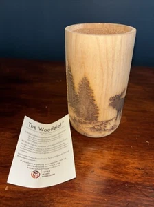 The Woodzie! Getränke Coozie Where The Wild Things Are Elchwaldszene 16 Oz. - Bild 1 von 10