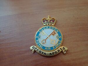 DANBURY MINT 16 SQUADRON RAF ROYAL AIR FORCE GOLD PLATED ENAMEL PLAQUE BADGE