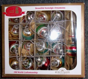 SET 17 ADDOBBI NATALIZI NUOVI CON SCATOLA KURT ADLER VINTAGE VECCHIO MONDO 1" + TOPPER - Foto 1 di 7