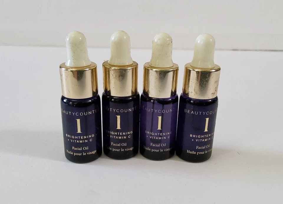 Lote de 4 contadores de belleza BeautyCounter No. 1 muestra de aceite facial iluminador + C  Foto 1 de 2