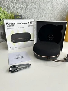 JAYS s-Go Three True Wireless Water Resistant Portable Speaker - Graphite Black - Afbeelding 1 van 9