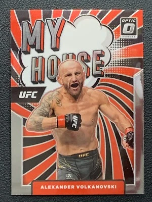 Alexander Volkanovski 8 My House Donruss Optic UFC 2022 Panini - Image 1 of 4