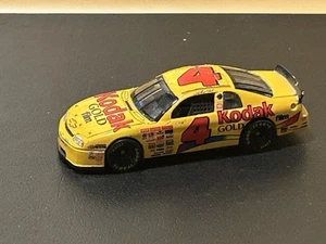 NASCAR #4 Sterling Marlin Kodak Hot wheels Monte Carlo 1/64 DIECAST - Picture 1 of 3