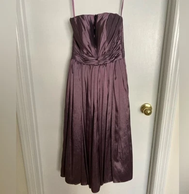 Vestido de Dama de honor formal púrpura hasta el té sin tirantes graduación con corazón talla 4 Foto 1 de 4