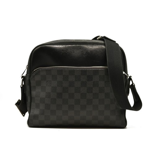 LOUIS VUITTON（LV） Louis Vuitton Damier Graphite Dayton Reporter PM CA3216