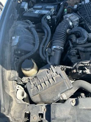 Conjunto de filtro de aire derecho usado se adapta a: Infiniti G37 VQ35HR 2009 a 12/09 derecho Foto 1 de 4