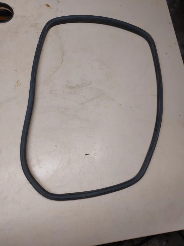 Junta parabrisas trasero izquierdo ford galaxy 2 wa6 3ª fila  Foto 1 de 1