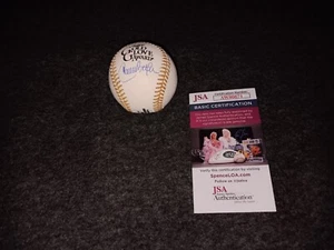 Carlos Beltran Signed Gold Glove Baseball Romlb Jsa Mets, Kc Royals, Astros - Picture 1 of 2