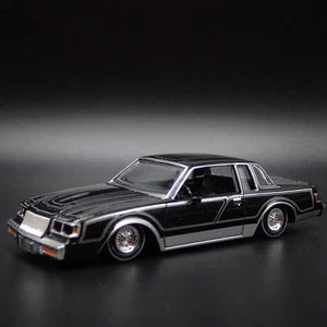1987 87 BUICK Ripiano Limitata Lowrider Nero 1:64 Diorama Scala Modellino Auto - Foto 1 di 7