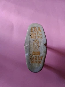 Gardy Sicherungshalter Porzellan Spindel 6 mm 3 cm Abstand Sicherung 10 AMPERE - Bild 1 von 2