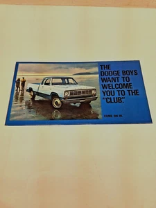 NOS 1975 Dodge Truck Sales Brochure, Club Cab and Power Wagon - Picture 1 of 3
