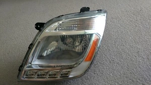LDV V80 LEFT HEADLAMP 01/13- 13 14 15 16 17 - Picture 1 of 7