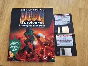 1994 Official Doom Survivors Strategies Book WITH Episode 1 Shareware Disks - Picture 1 of 3