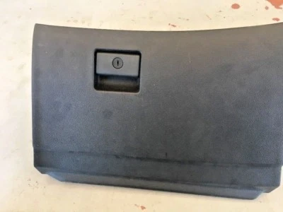 GUANTERA INFINITI G37 2008-2013 SEDÁN PIEDRA GRAFITO 68500JK60A Foto 1 de 4