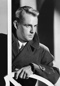 Alan Ladd Unsigned 6" x 4" Photo - Actor - Donation to Cancer Charity *20 - Picture 1 of 1