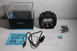 Brazalete de control por gestos Thalmic Labs/North Myo + clips y cable para dongle #3 - Imagen 1 de 10