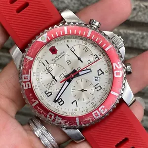 Rare Victorinox Maverick V.25145 Quartz Chronograph Red Bezel Rubber Men Watch - Picture 1 of 8