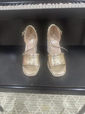 MIX No.6 Zapatos Mujer 9 M Dorado Alpargata Cuña Tacones Tachonados Imitación Cuero Foto 1 de 4