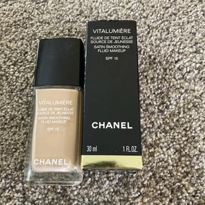 Chanel Vitalumiere Aqua Makeup Foundation Spf 15 Limpide Nude #5 100% AUTHENTIC - Picture 1 of 5