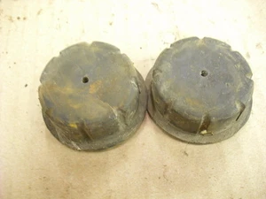 1982 Yamaha XV 750 Virago front gas tank mounts - Picture 1 of 1