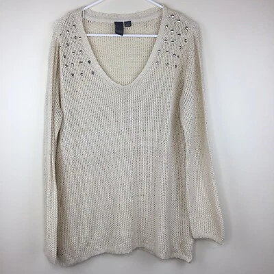 Quinn Women’s Cream W/Silver Stud Accent Acrylic Long Sleeve Sweater Medium Foto 1 de 4