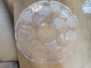 15 Zoll rundes Glas geteilte Servierschale mit geätztem Design - Bild 1 von 6