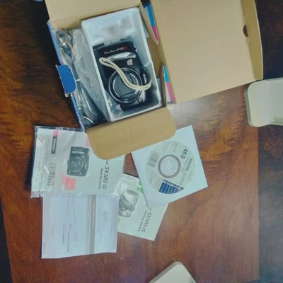  Canon Power Shot SX120 IS Original Box CD Paperwork Works - Image 1 of 4