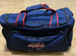 WASHINGTON CAPITALS SEASON TICKET HOLDER LARGE DUFFEL TRAVEL GYM HOCKEY BAG EUC - Picture 1 of 9
