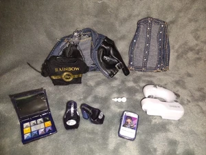 Rainbow High Kim Nguyen Kleiderpaket Outfit - Bild 1 von 8