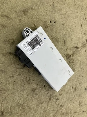 BMW E60 525i CAS2 2004-2006 Comfort sistema de módulo de control de acceso 6943857 fabricante original  Foto 1 de 4