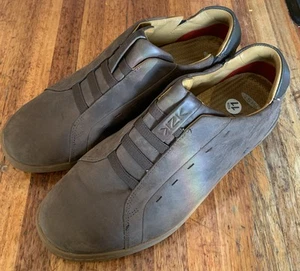 Kizik Herren Leder Slipper Schnell Freizeitschuhe Braun Gr. 11 M - Bild 1 von 6