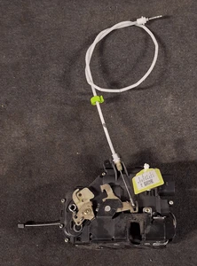 Verschluss des Vordertürschlosses Links AUDI TT (8N) 1.8T 20V (132Kw) Cpè - Bild 1 von 11