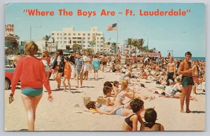 Postcard Beach Scene During Spring Break at Ft. Lauderdale, FL - Picture 1 of 2